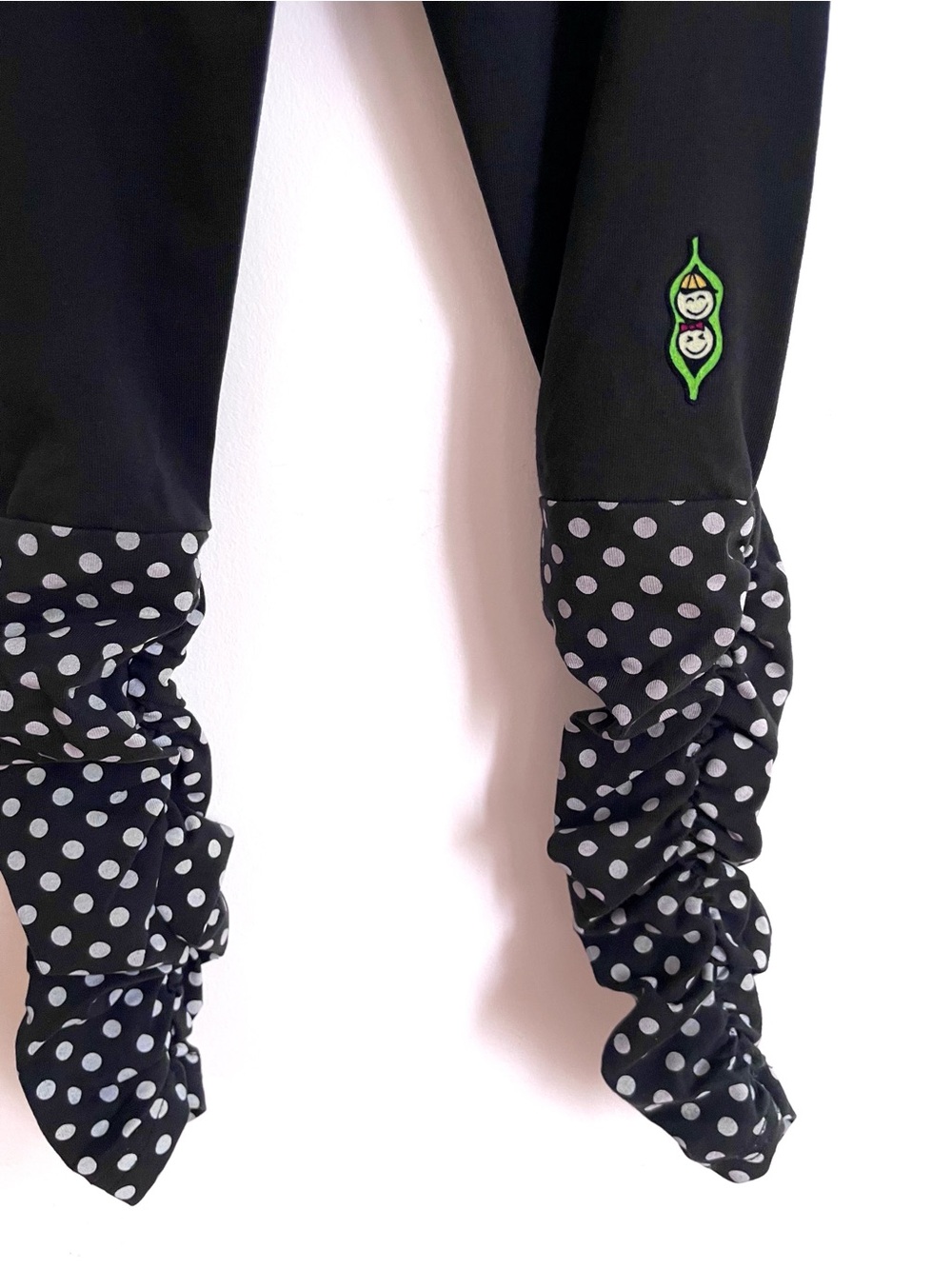 NEW Peekaboo Beans B&W Polka Dot Grow with Me Ruched Leggings, 🇨🇦 Small Shop